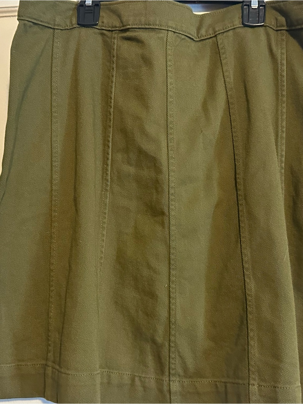 Olive Green Button-Front Skirt - Picture 4 of 5